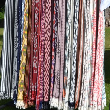 Håndvævede Ikat tekstiler