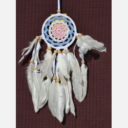 Dr�mmefanger med farvet blomst