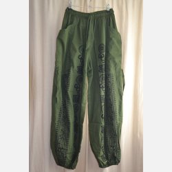 Buks med lommer og snore