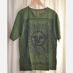 Skjorte med sol og mne