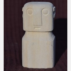 R�gelsesholdere - Sumba sandstensfigurer